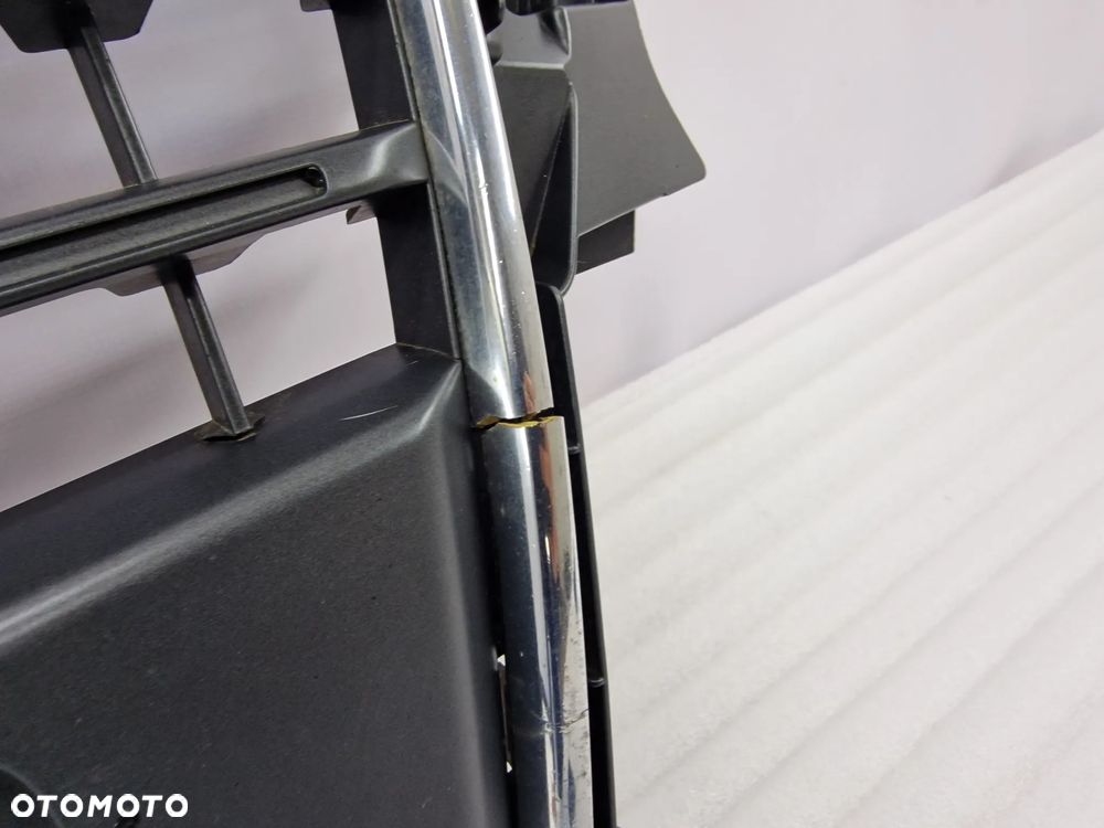 AUDI A4 B8 8K0 07-11 ATRAPA / GRILL PRZEDNI PRZÓD , NR 8K0853651 , NR AUKCJI GR99 - 9