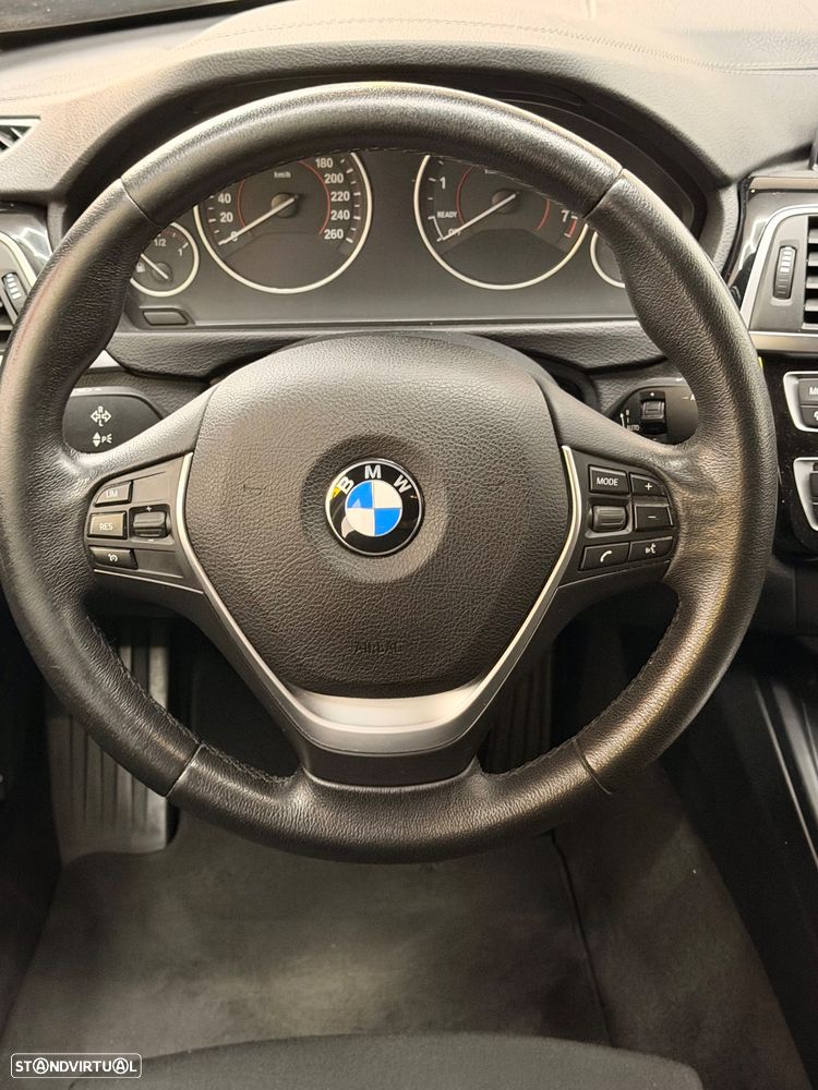 BMW 330 e iPerformance Line Luxury - 21