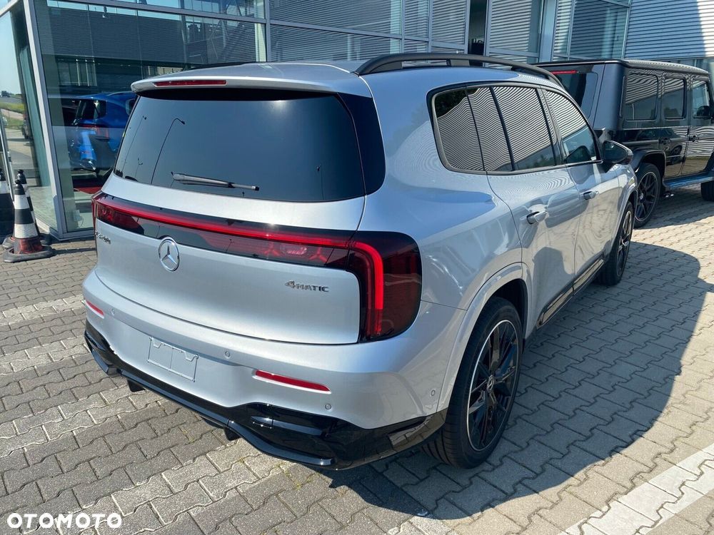 Mercedes-Benz GLB - 4