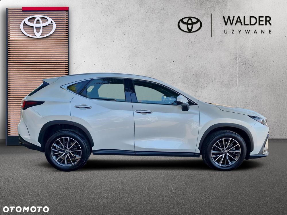 Lexus NX 350h Business AWD - 8