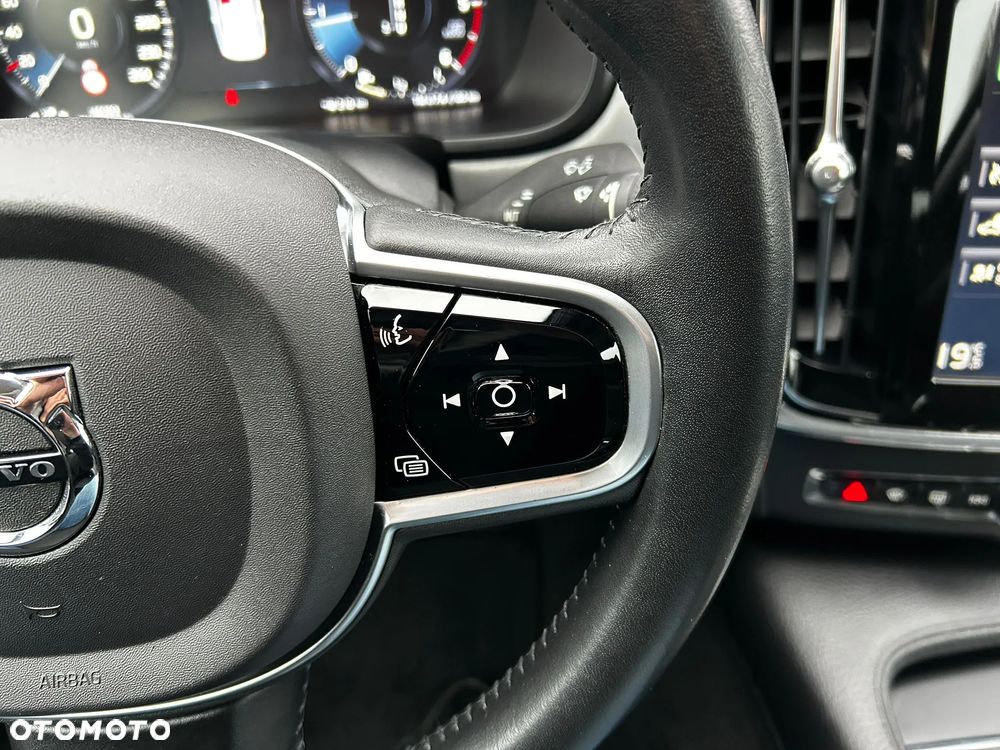 Volvo S90 D3 Momentum - 20