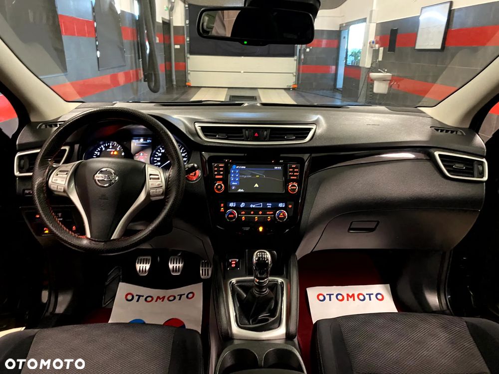 Nissan Qashqai 1.6 DIG-T Tekna - 16