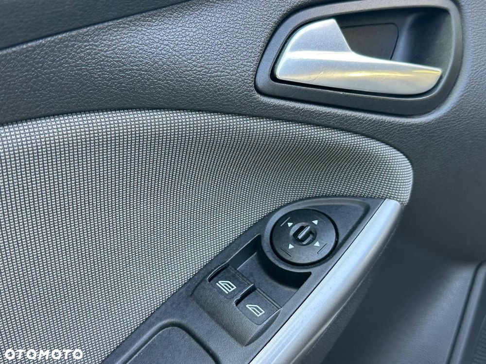 Ford Focus 1.6 TDCi Edition - 9