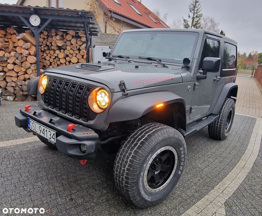 Jeep Wrangler - 2