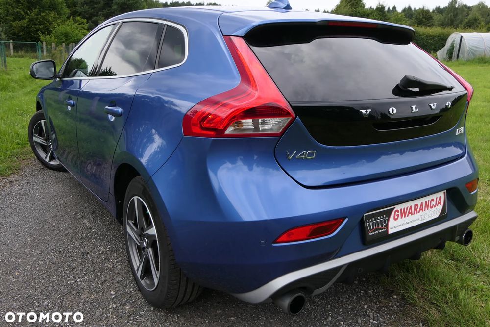 Volvo V40 D3 Drive-E SCR R-Design Momentum - 5