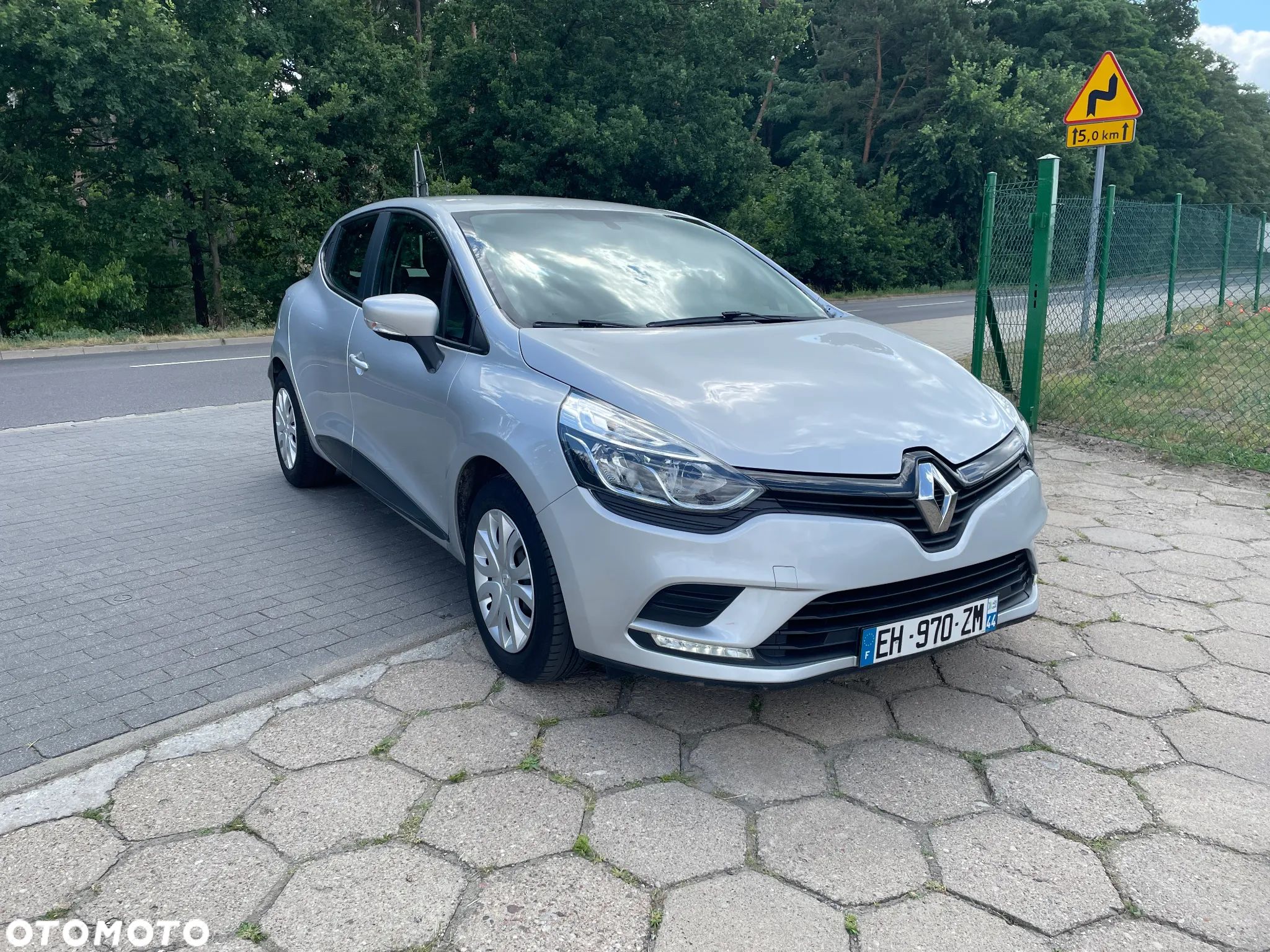 Renault Clio - 1