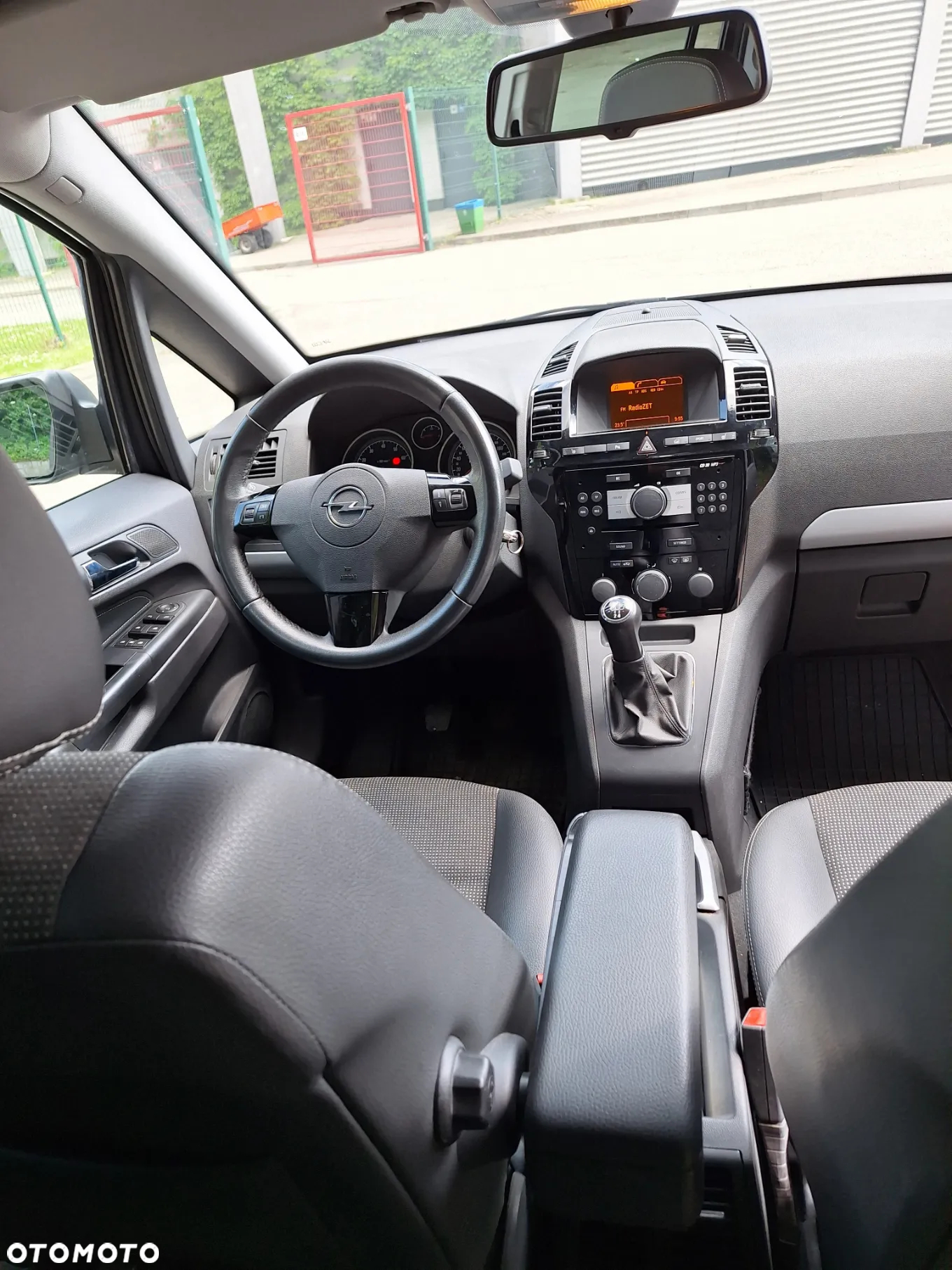Opel Zafira - 14