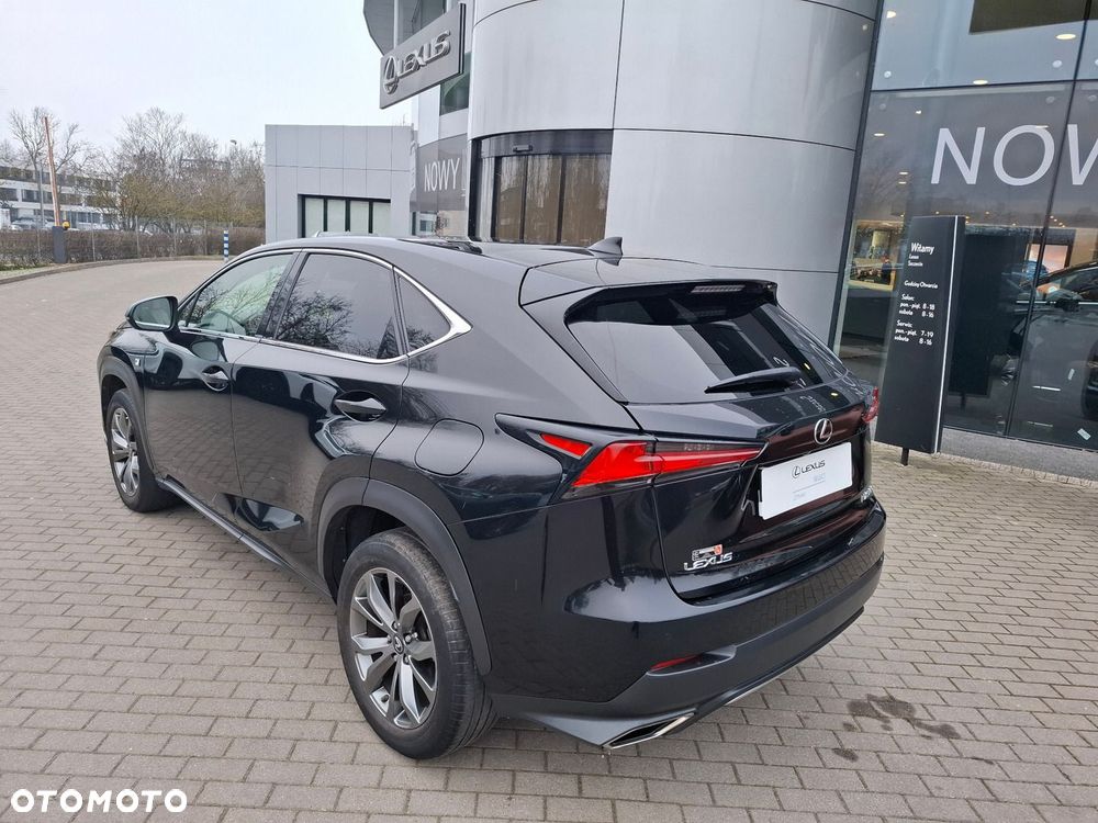 Lexus NX 300 GPF F Sport AWD - 3