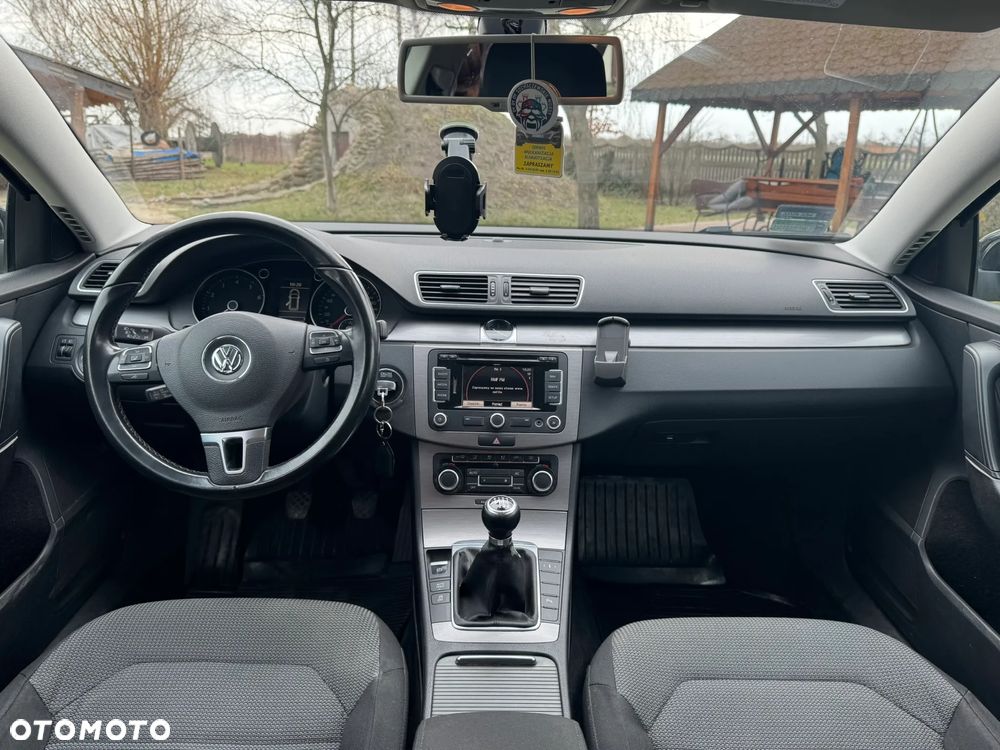 Volkswagen Passat 2.0 TSI Comfortline - 9