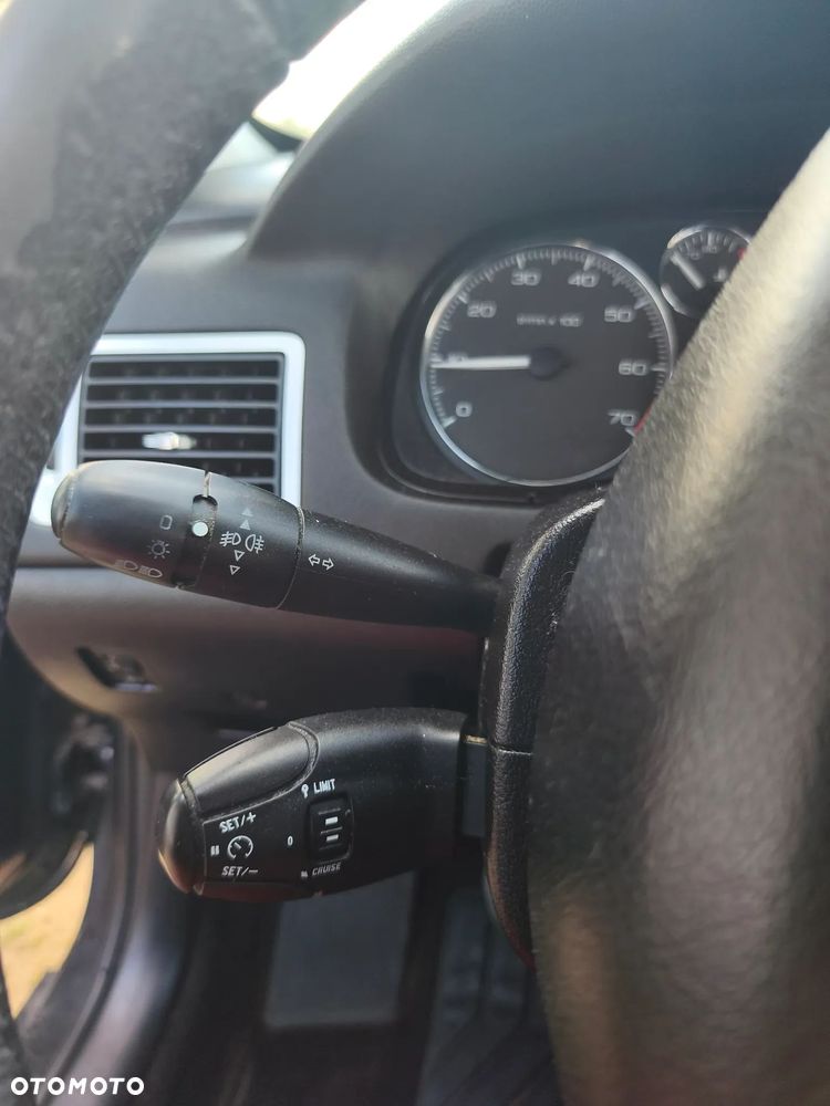 Peugeot 307 1.6 - 23