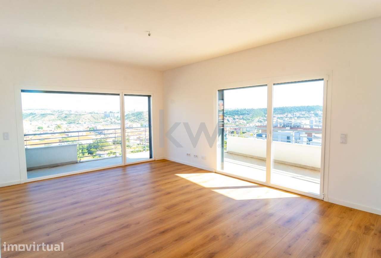 Preço Reduzido! O Duplex dos Seus Sonhos nas Colinas do Cruzeiro Esper