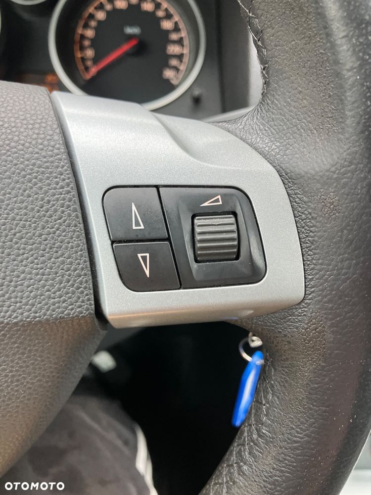 Opel Astra 1.6 Easytronic Sport - 19