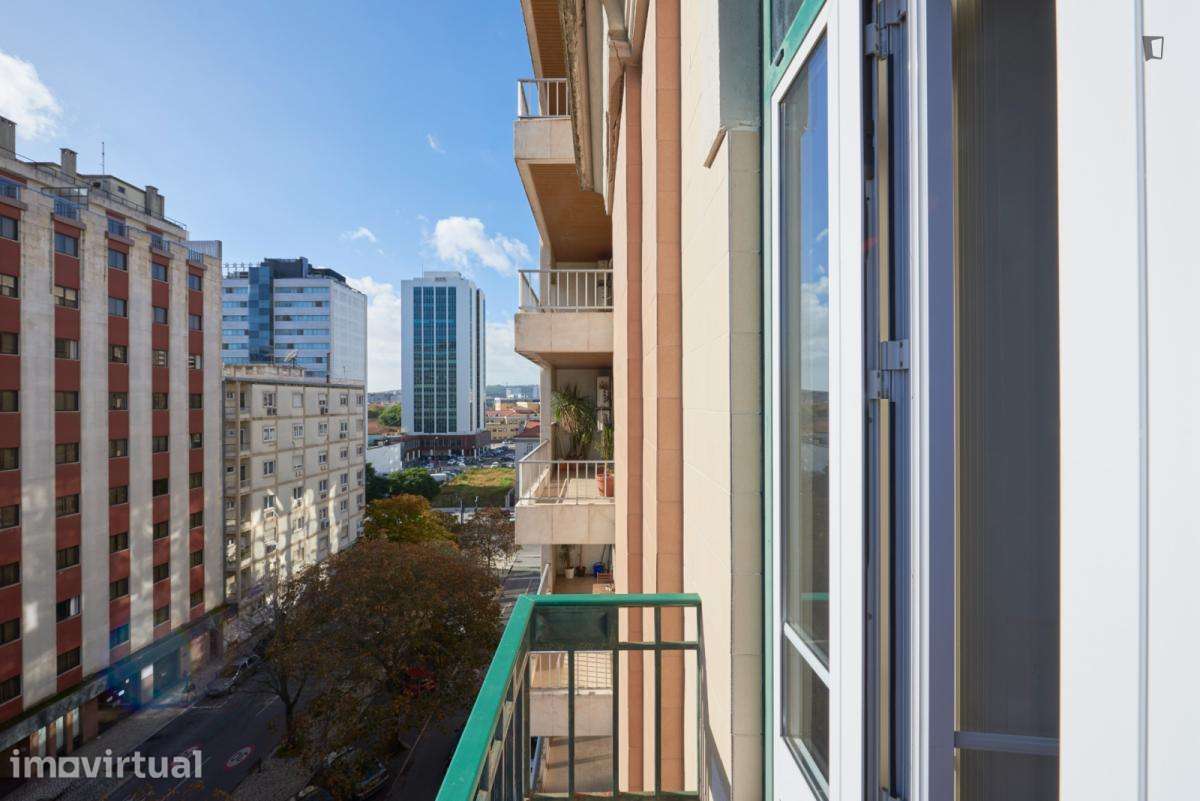 Quarto - localizado em Entrecampos Lisbon - Grande imagem: 4/12