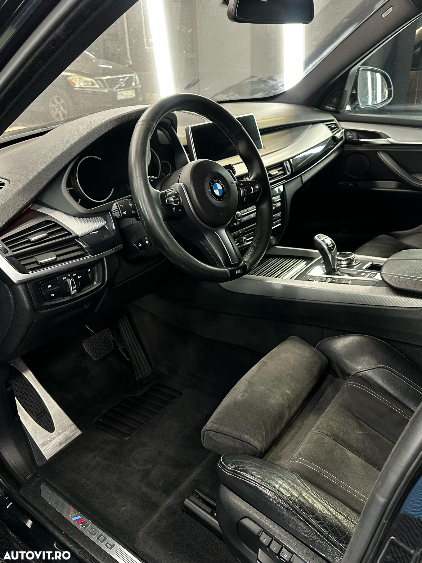 BMW X5 M M50d - 11