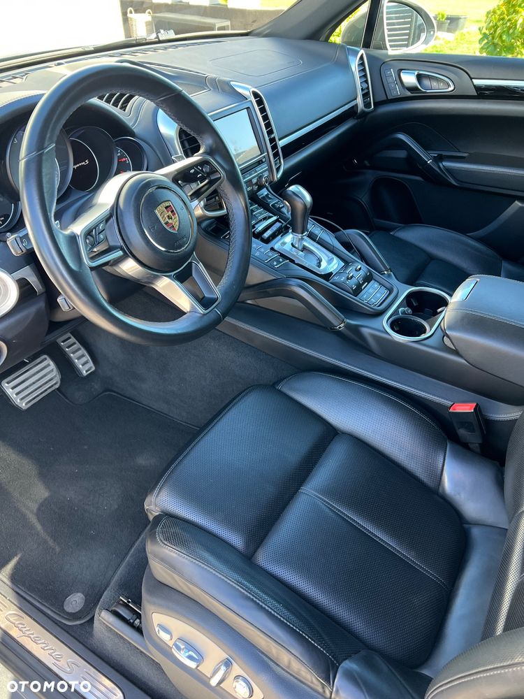 Porsche Cayenne S Diesel - 9