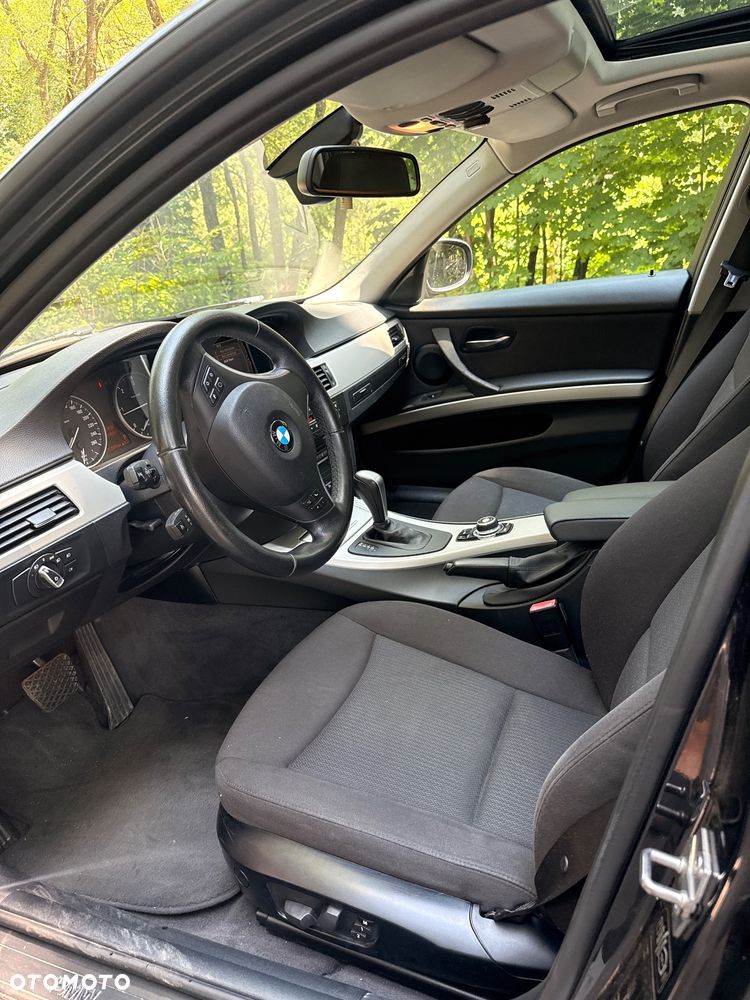 BMW Seria 3 ver-320d-xdrive - 13