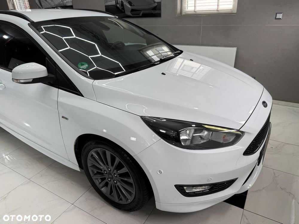 Ford Focus 1.0 EcoBoost ST-Line ASS - 11