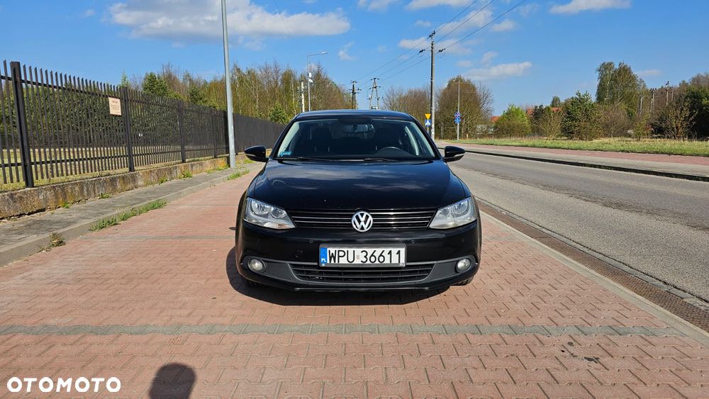 Volkswagen Jetta 1.6 TDI BMT Trendline - 13