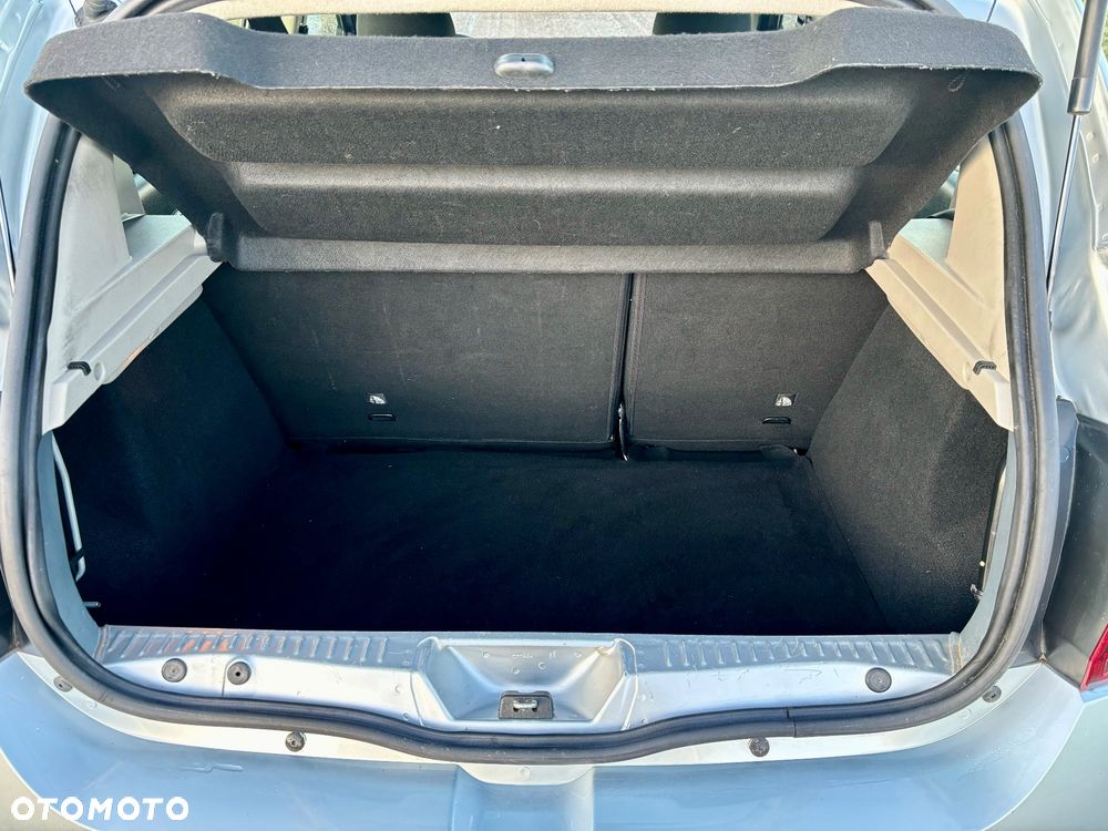 Dacia Sandero Stepway Blue dCi 95 Essential - 8