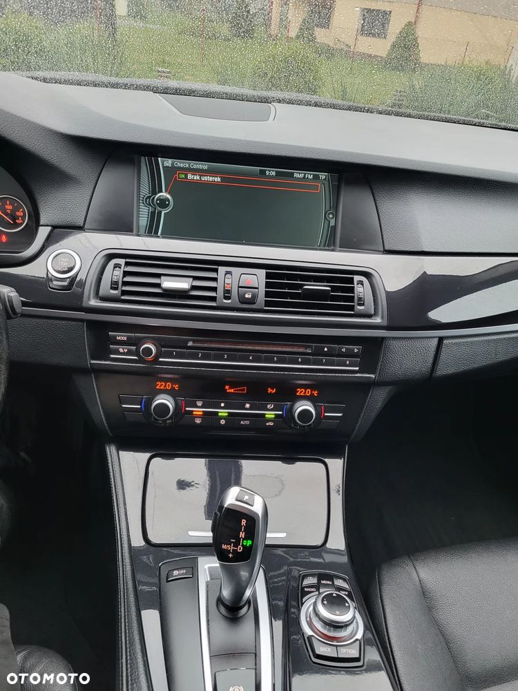 BMW Seria 5 520d Touring Edition Fleet Exclusive - 12