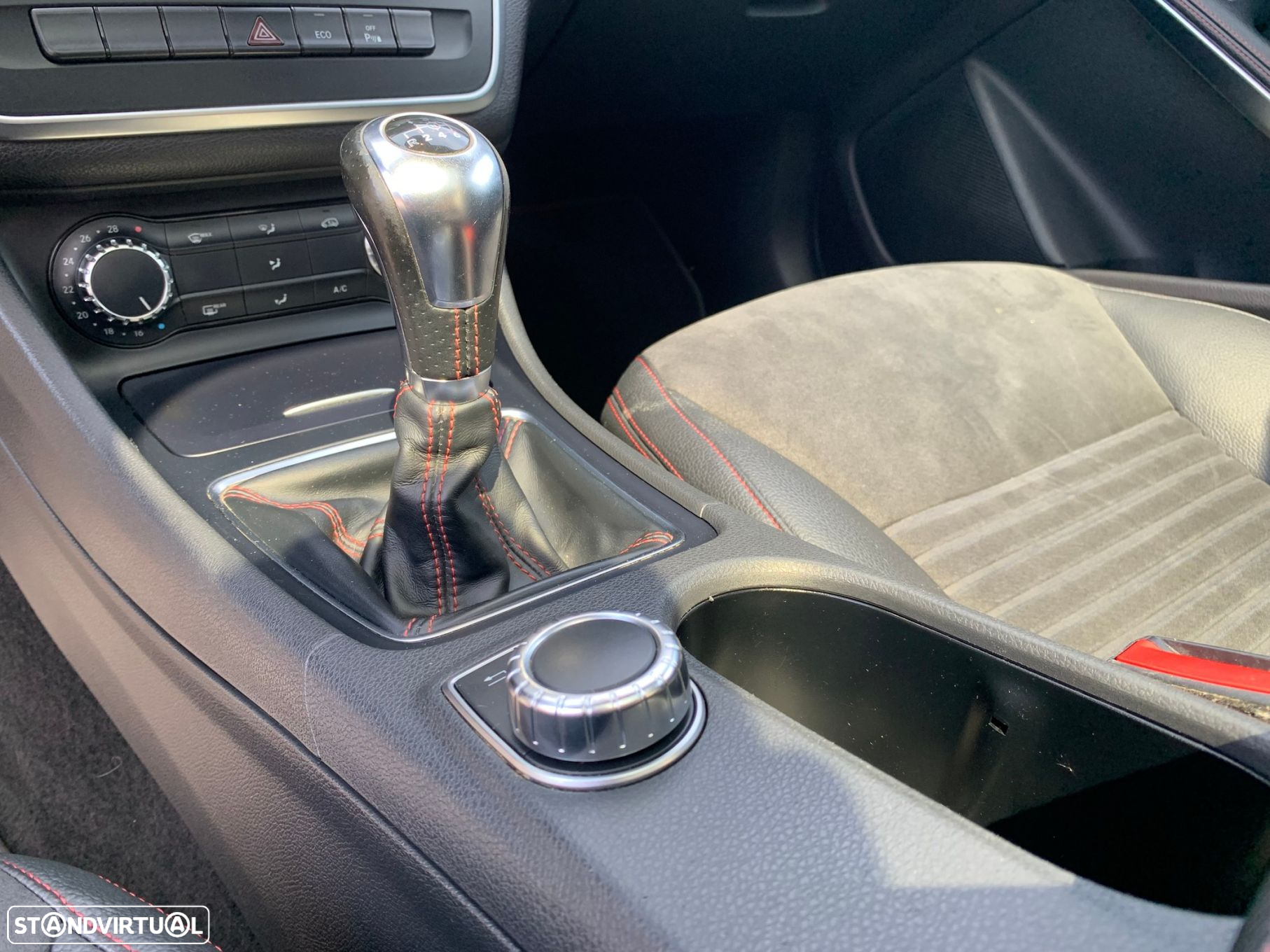 Mercedes-Benz CLA 200 CDi AMG Line - 30
