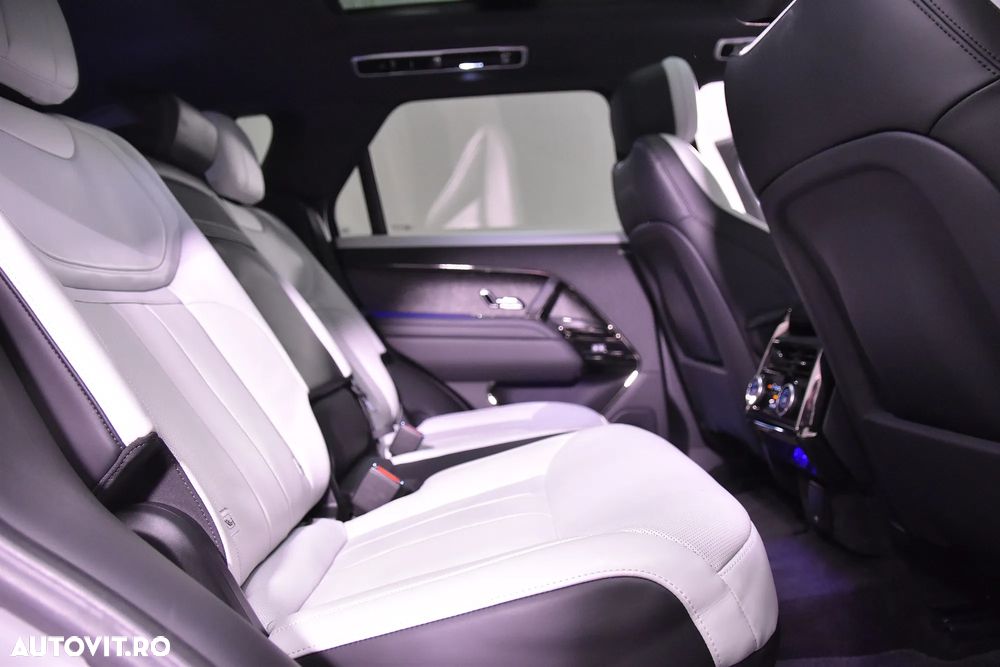 Land Rover Range Rover Sport - 12