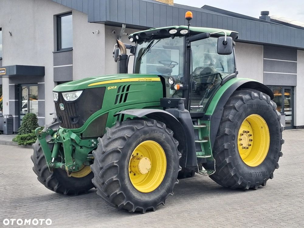 John Deere 6210 R - 1