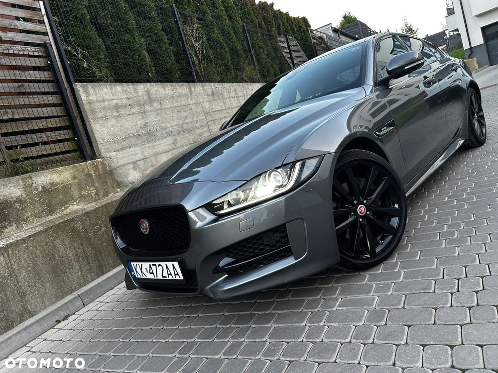 Jaguar XE