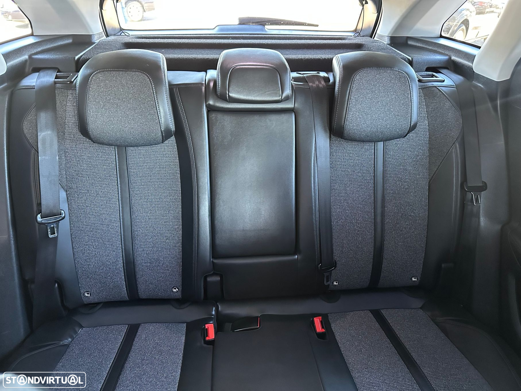 Peugeot 3008 1.6 BlueHDi Allure EAT6 - 40