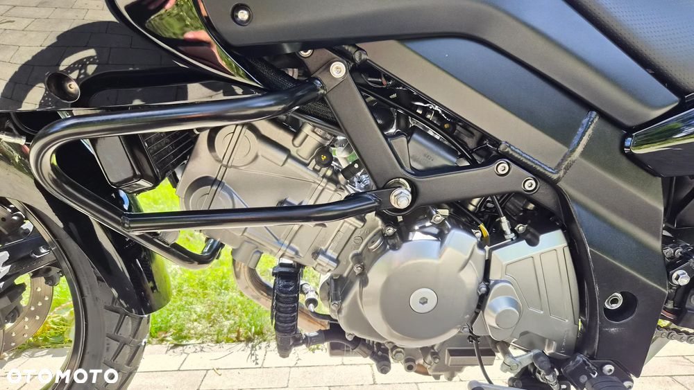 Suzuki V-STROM - 20