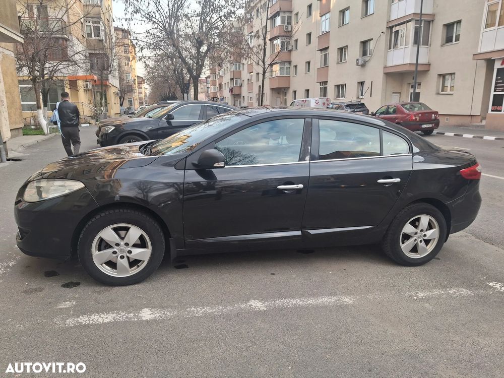 Renault Fluence 1.6 16V Expression - 4