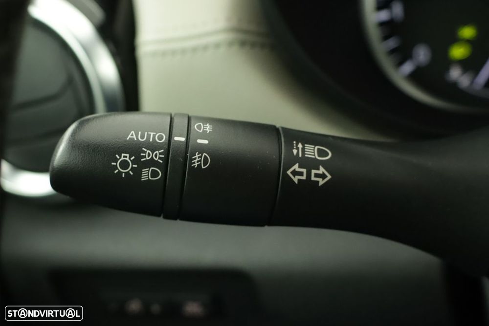 Nissan Micra 1.0 IG-T N-Design Black CVT - 17