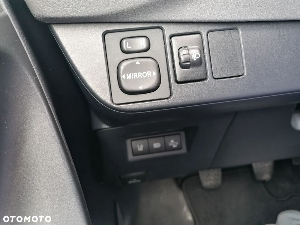 Toyota Yaris 1.0 Active - 12