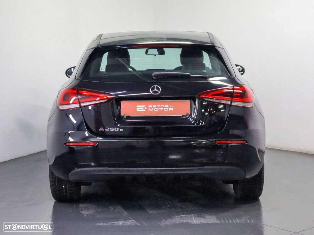Mercedes-Benz A 250 e Style Plus - 4