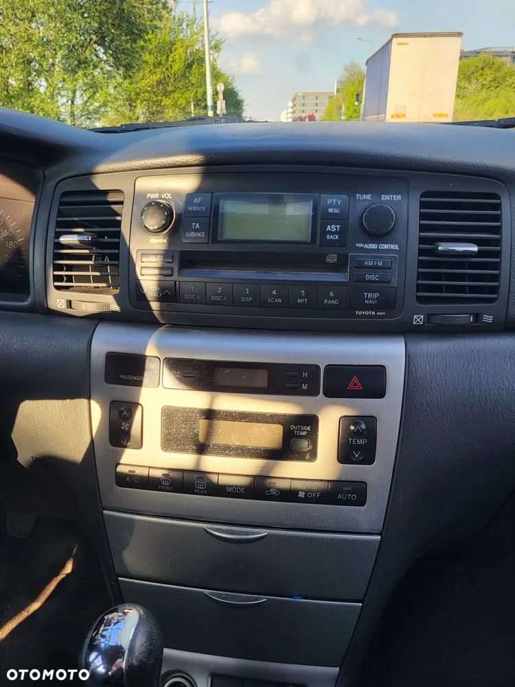 Toyota Corolla - 3