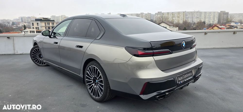 BMW M7 M760e xDrive AT PHEV - 4