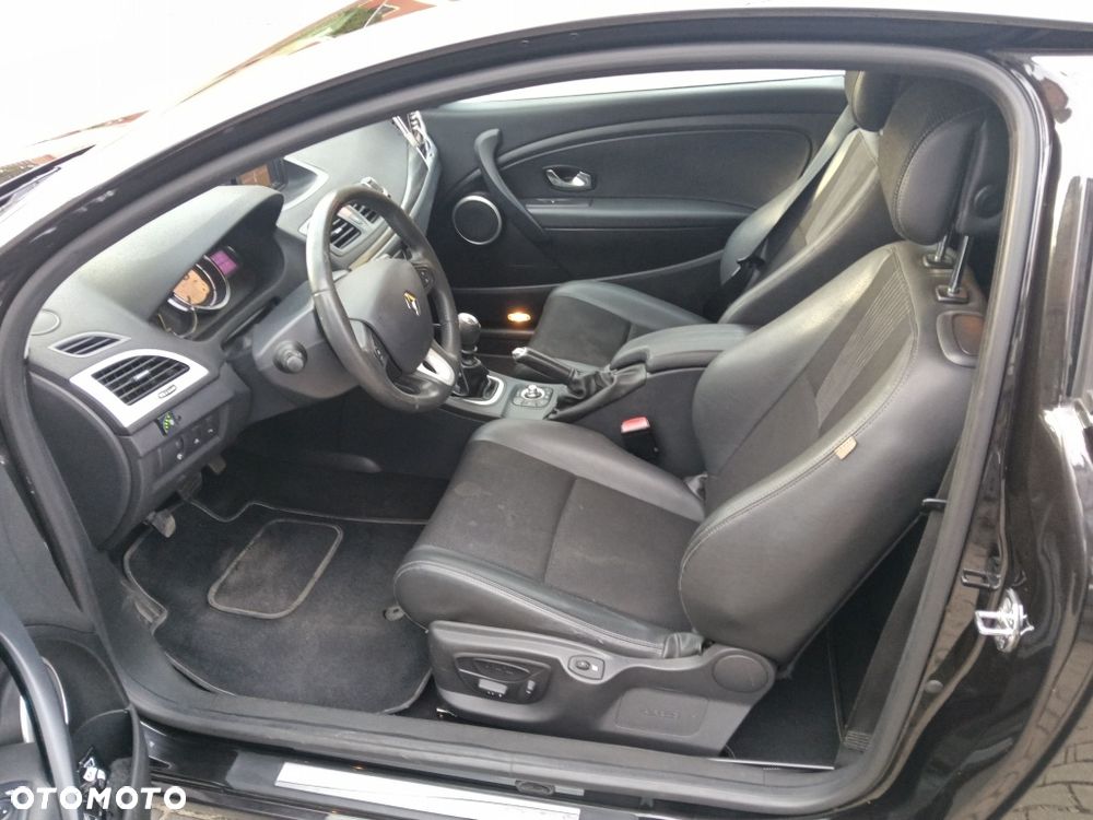Renault Coupe - 6