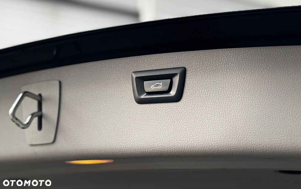 BMW Seria 3 - 23
