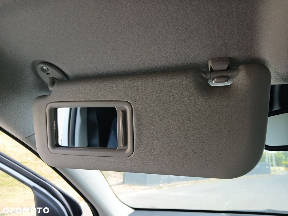 Toyota Yaris Hybrid 1.5 Style - 40