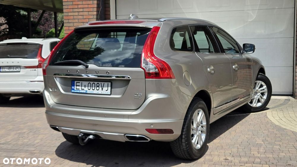 Volvo XC 60 D5 AWD Summum - 8