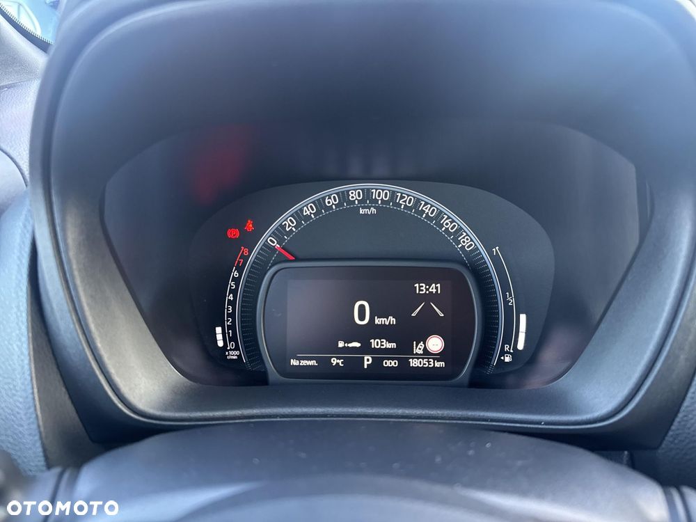 Toyota Aygo X 1.0 VVT-i Style CVT - 22