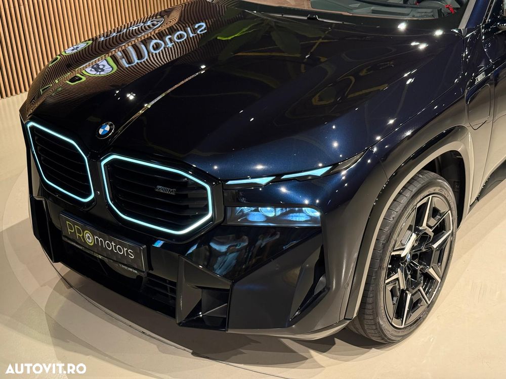 BMW XM - 11