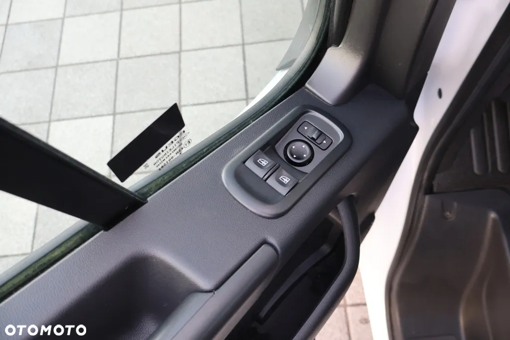 Renault Master ZAB.WARSZTATOWA SORTIMO-ŚWIATŁOWÓD FV23% - 22