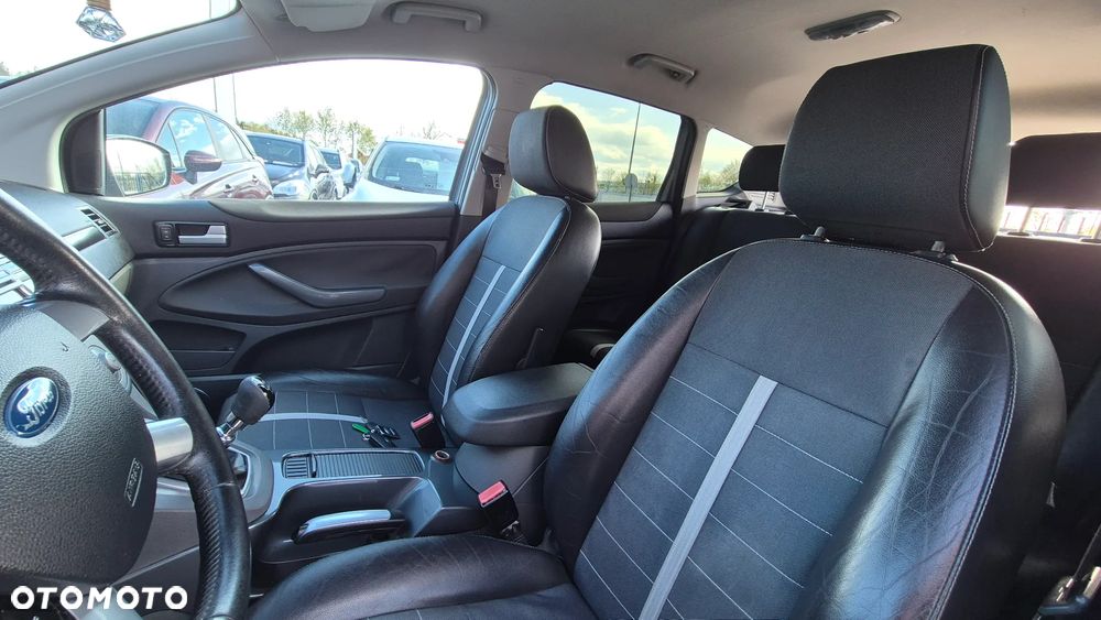 Ford Kuga 2.0 TDCi Titanium - 18