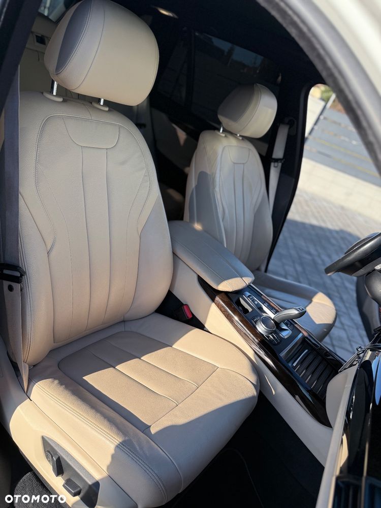 BMW X5 3.5i xDrive - 10