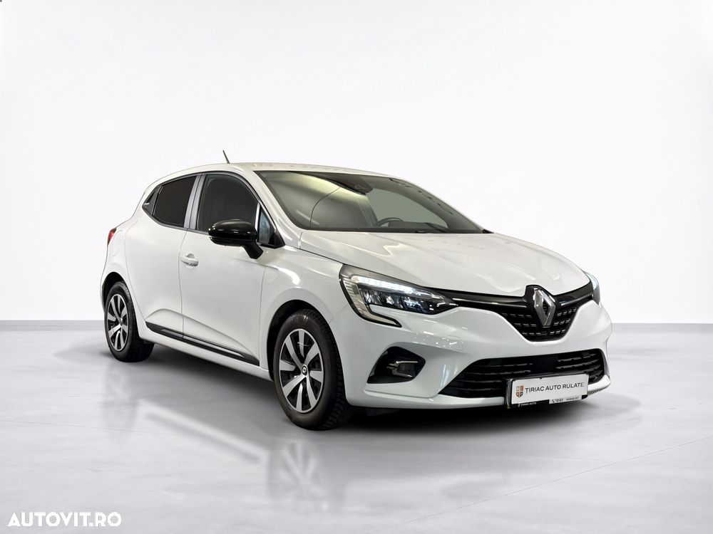 Renault Clio - 8