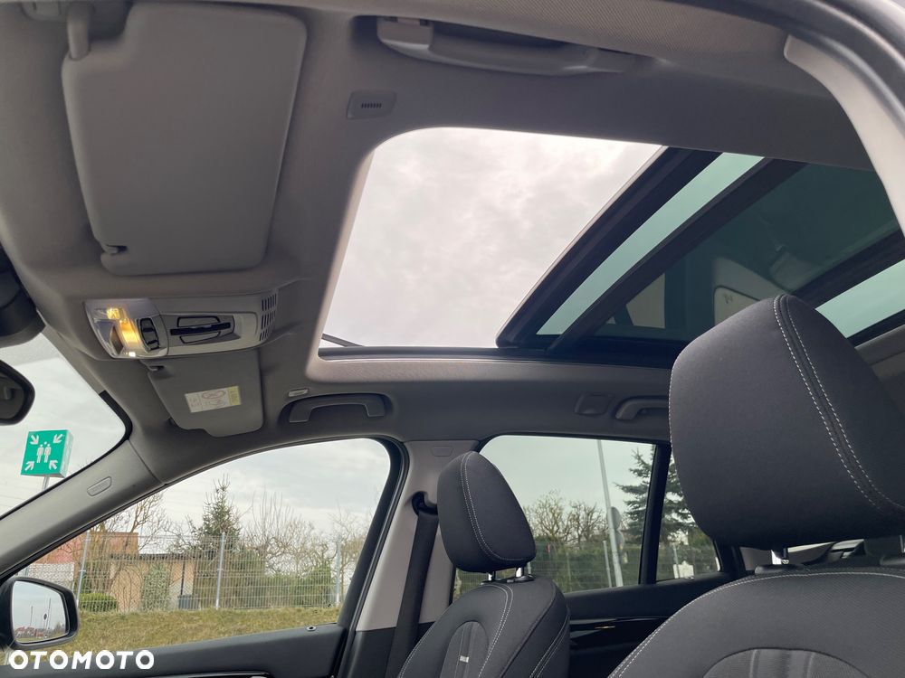 BMW X1 sDrive18i Sport Line - 30