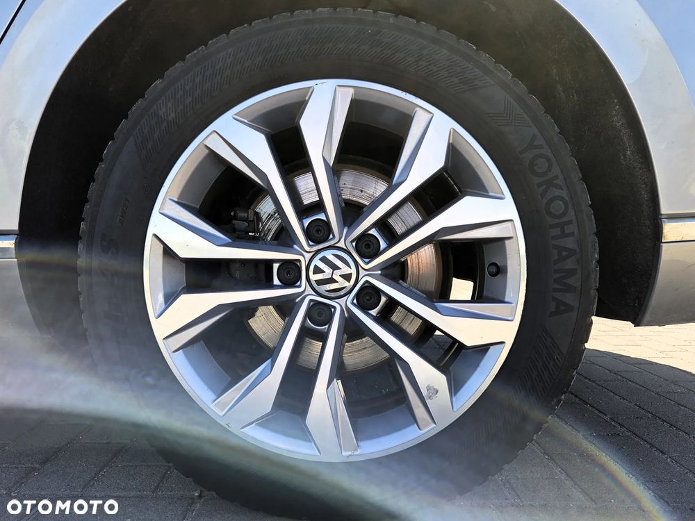 Volkswagen Passat 2.0 TDI BMT Highline DSG7 - 11
