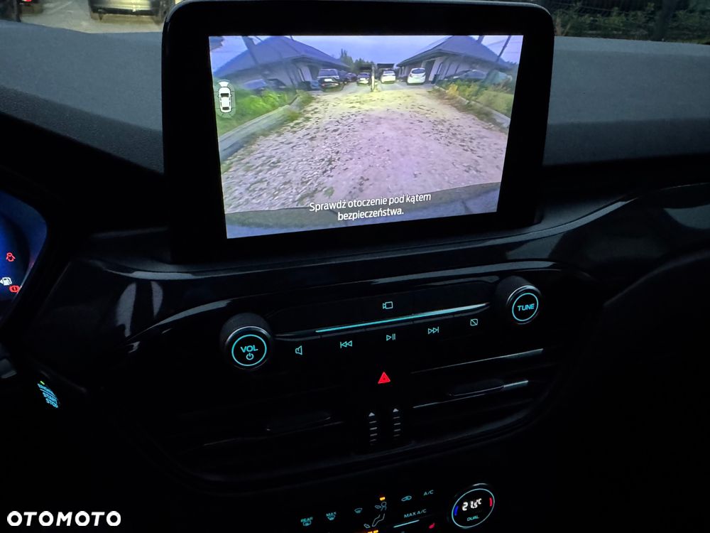 Ford Kuga 2.5 Duratec PHEV ST-LINE - 13