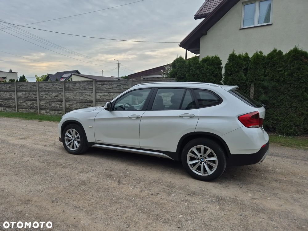 BMW X1 xDrive18d - 8